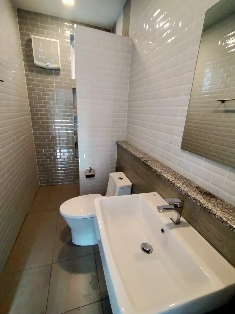 แบบบ้าน Serie-C โมเดิร์นคอนเทมโพรารี่ 2 ชั้น ของปัญญาฤทธิ์โฮม บริษัทรับสร้างบ้านเชียงใหม่แบบครบวงจร