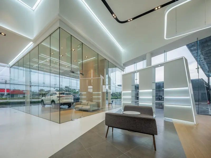 งานรับเหมาตกแต่งภายใน โชว์รูมรถยนต์ GWM  Great Wall Motor บนถนนซุปเปอร์ไฮเวย์ จังหวัดเชียงใหม่