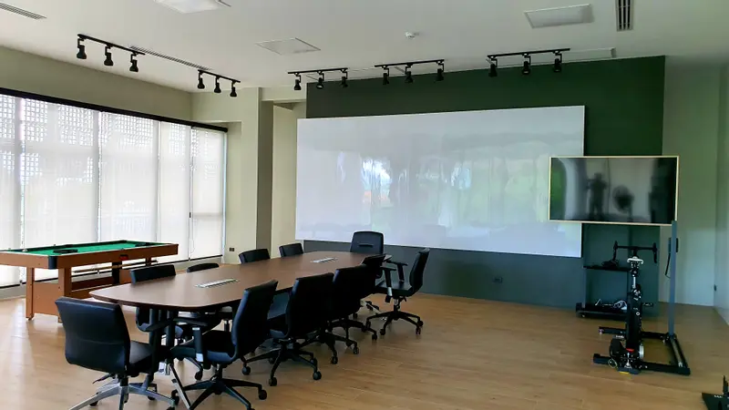 งานรับเหมาตกแต่งภายใน โชว์รูมรถจักรยาน คลังสินค้า และสำนักงานใหญ่ TCA จังหวัดเชียงใหม่