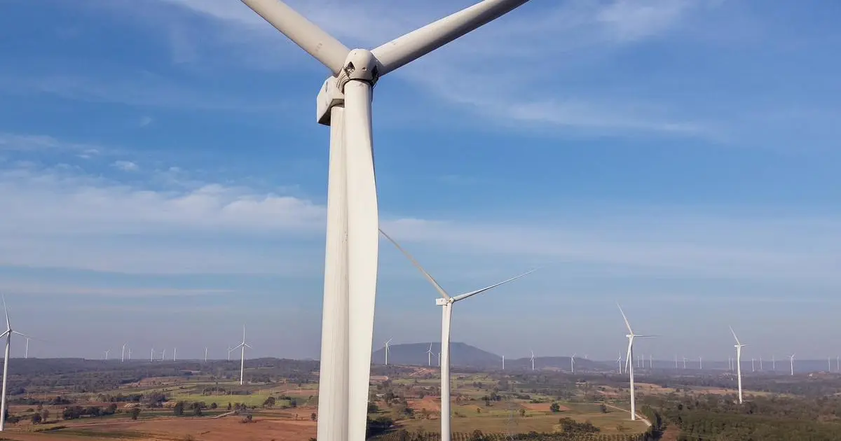 How wind turbine create electricity