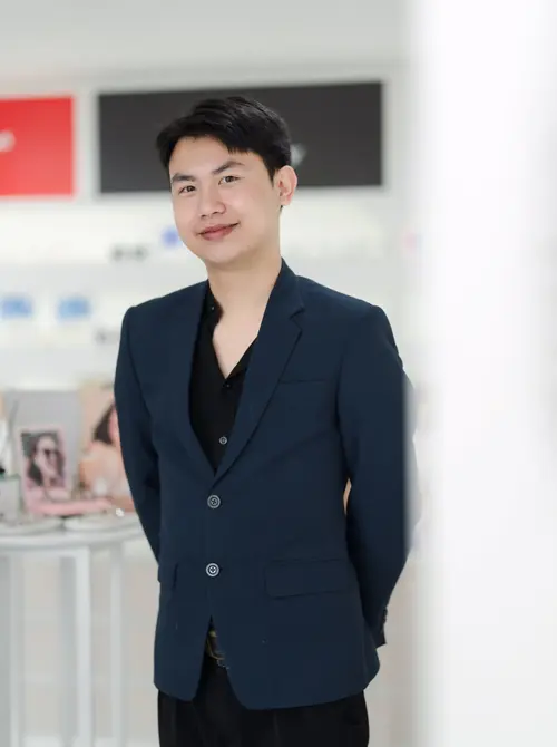 ชนกชนม์ ทิพยมณฑล