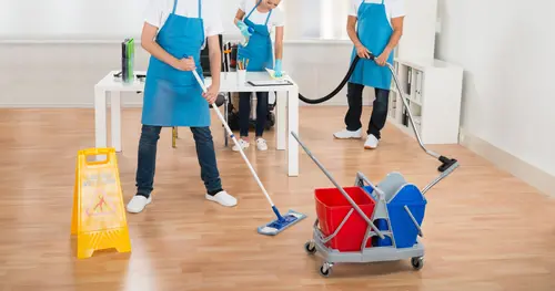 ทำความสะอาดบ้านครั้งใหญ่ต้องเตรียมงบเท่าไร? รู้ก่อนจ้างไม่พลาด