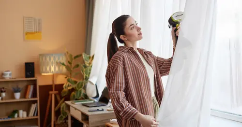 รับซักผ้าม่าน บ้าน–คอนโด ต้องเลือกแบบไหนถึงไม่ทำลายเนื้อผ้า