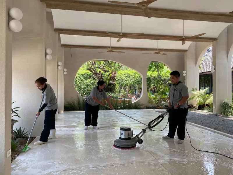 ทำความสะอาดร้านกาแฟที่เชียงดาว