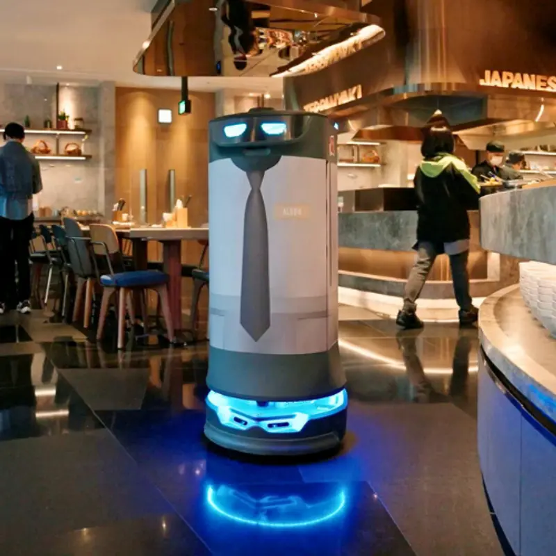 HolaBot หุ่นยนต์ส่งของและเก็บภาชนะ