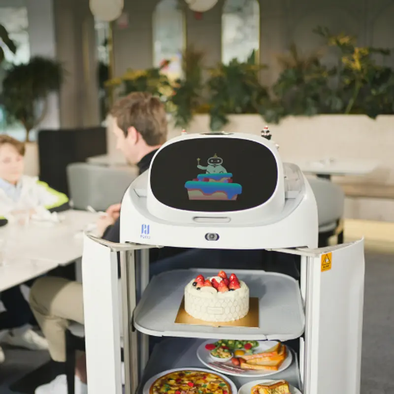 PUDU SwiftBot หุ่นยนต์เสิร์ฟอาหาร