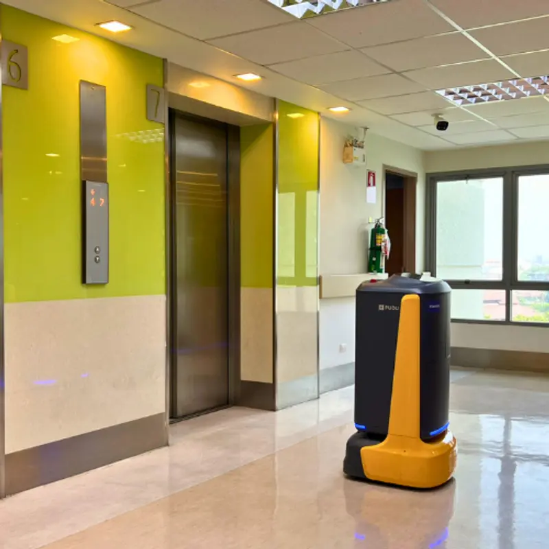 FlashBot หุ่นยนต์ส่งของอัจฉริยะ ขึ้นลิฟต์ได้