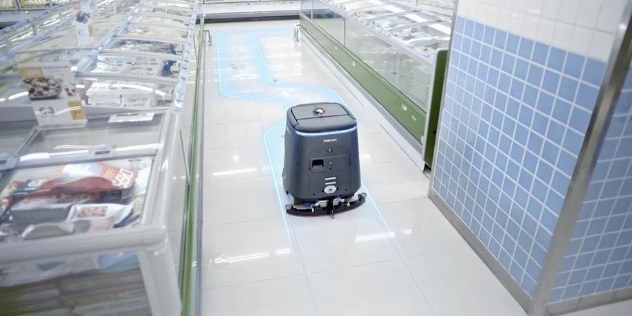 หุ่นยนต์ทำความสะอาดในอาคาร by ozone360robotics