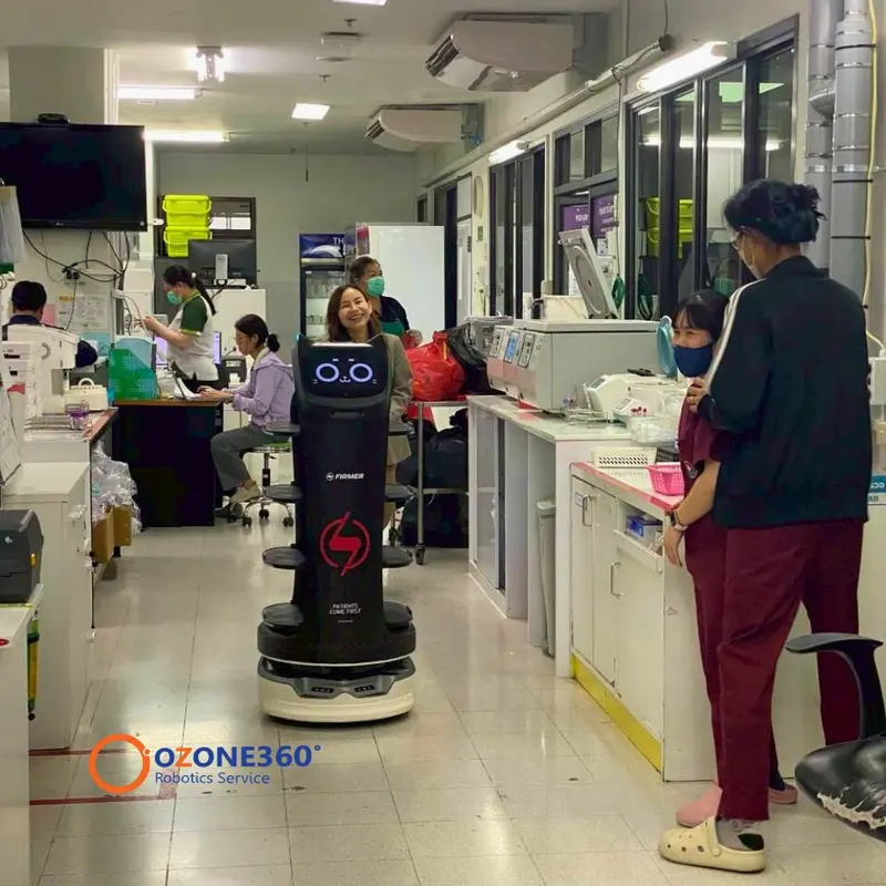 BellaBot @รพ.พุทธชินราช พิษณุโลก