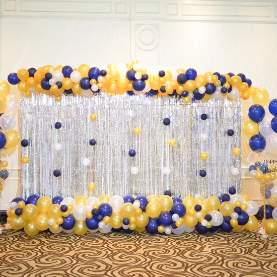 ลูกโป่งแบคดรอป Backdrop เอาไว้ตั้งเป็นฉากหลังงานต่างๆ ถ่ายรูปเกร๋ๆ สวย ครบ จบ ดูดีมีคลาส