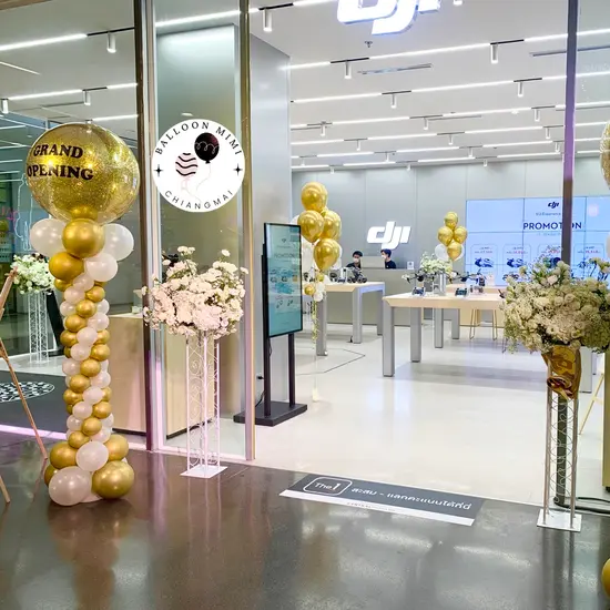 เสาลูกโป่งพรีเมียมแบบมีมิติ สุดปังอลังการ งาน Grand opening โทนสีทอง สุดหรู ดูแพง เพิ่มความมีระดับ