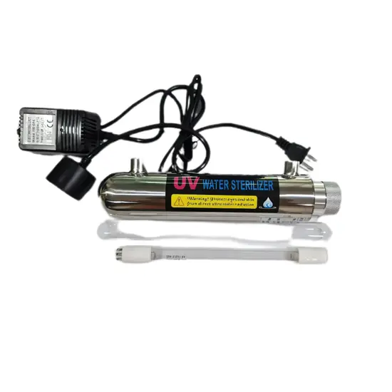 เครื่องฆ่าเชื้อโรค แสงยูวี 6 วัตต์ (ท่อน้ำเข้าออก1/4) เครื่องฆ่าเชื้อโรค แสงยูวี 6 วัตต์ (ท่อน้ำเข้าออก1/4)