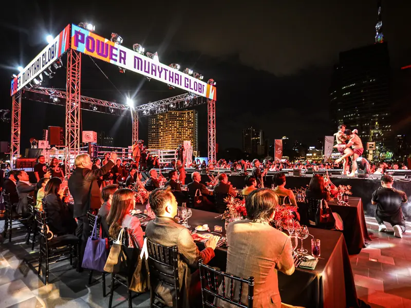 จัดเวทีมวยไทย