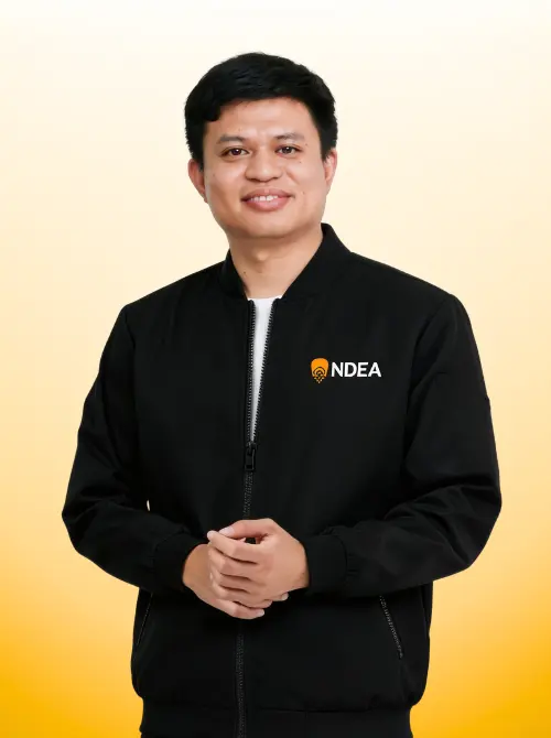 คุณธีระศักดิ์ มูลตุ้ย