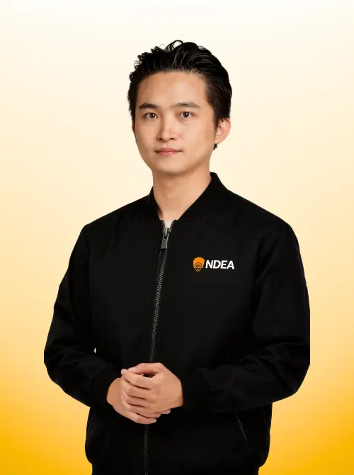 คุณพชร ชูเกียรติขจร