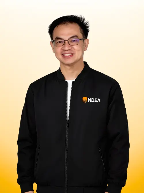 คุณอธิศ ปทุมวรรณ